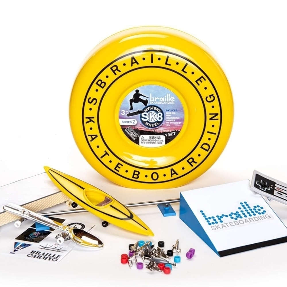 Braille Skateboarding Fingerboard Set